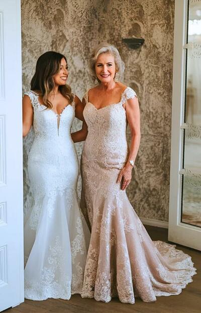 Elegant Mermaid Lace Mother of the Bride/Groom Dress Evening Formal Prom Dress