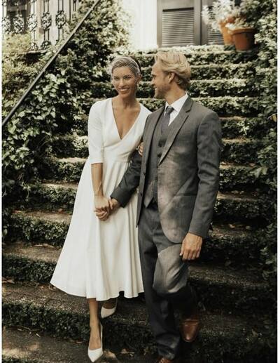 Simple A Line Tea-length Wedding Dress Bridal Gown Wedding Gown