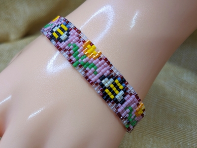 Pixel Bracelet - Bees!