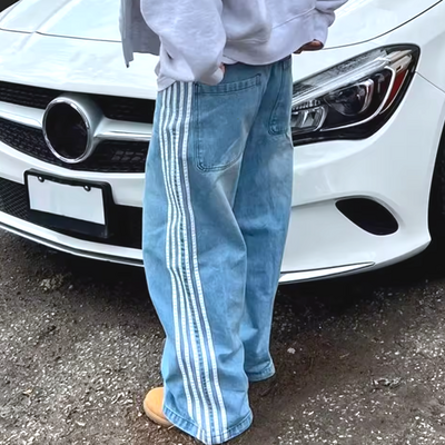 *Free Shipping*WHITE STRIPED JEANS