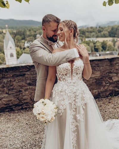 Sexy A-line Wedding Gown, Sweetheart Appliques Tulle Bridal Gown Wedding Dress