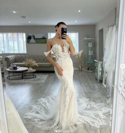 Sexy Mermaid Wedding Gown, Appliques Tulle Bridal Gown Wedding Dress
