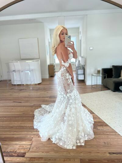 Sexy Mermaid Wedding Gown, Appliques Lace Bridal Gown Wedding Dress