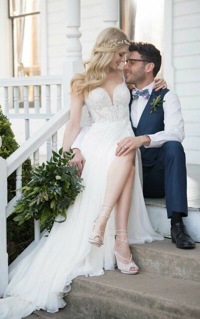 Simple A Line Lace Beach Bohemia Wedding Dress Bridal Gowns Wedding Gown