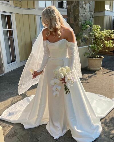 Elegant Mermaid Satin with Detachable Train Wedding Dress Bridal Gown Wedding Gown