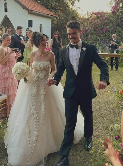 Sexy Appliques Wedding Gown, A-line Tulle Bridal Gown Wedding Dress