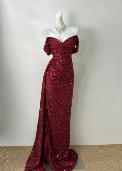 Fashionable Elegant Long Burgundy Sequined Sexy Slit Prom Dress