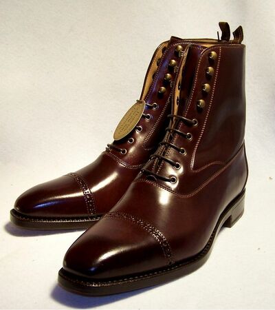 Handcrafted Men’s Cap-Toe Boots Elegant Brown Leather Lace-Up Style