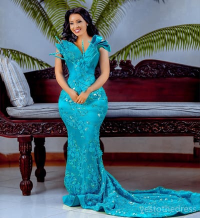 Blue Prom Dresses for Special Occasions Illusion Evening Formal Gowns Sheer Neck Beaded Lace Birthday Dress Second Reception