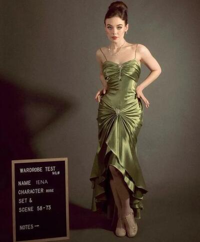 Vintage Olive Green Sweetheart prom dresses sexy spaghetti straps dancing Crystal Button Pleat Taffeta Satin Evening Dresses