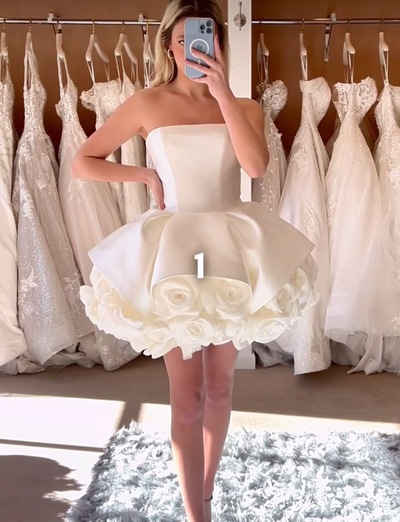 Short Strapless Wedding Gown Bridal Dresses with Handmade Flowers