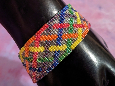 Pixel Bracelet - Celtic Rainbow