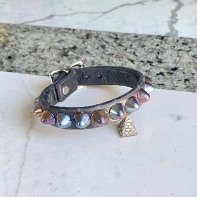 Self keeper buckle 1-Row Rainbow Standard British Stud Wristband