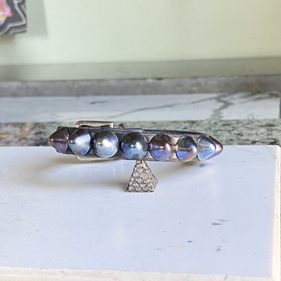 Narrow 1-Row Rainbow Standard British Stud Wristband