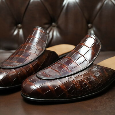 Crafted leather handmade men dress shoes classic brown crocodile leather alligator mules  - Thumbnail 2