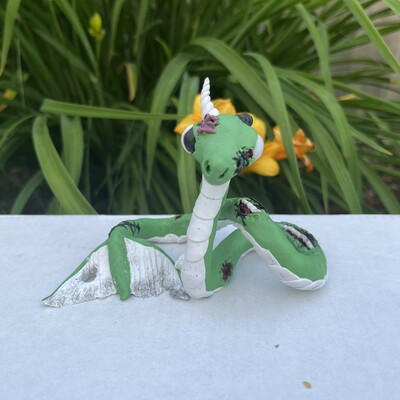 Zinnia the Zombie Merdragon