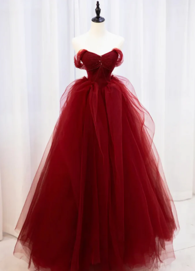 Gorgeous Sweetheart Burgundy Tulle Prom Dress with Beaded
