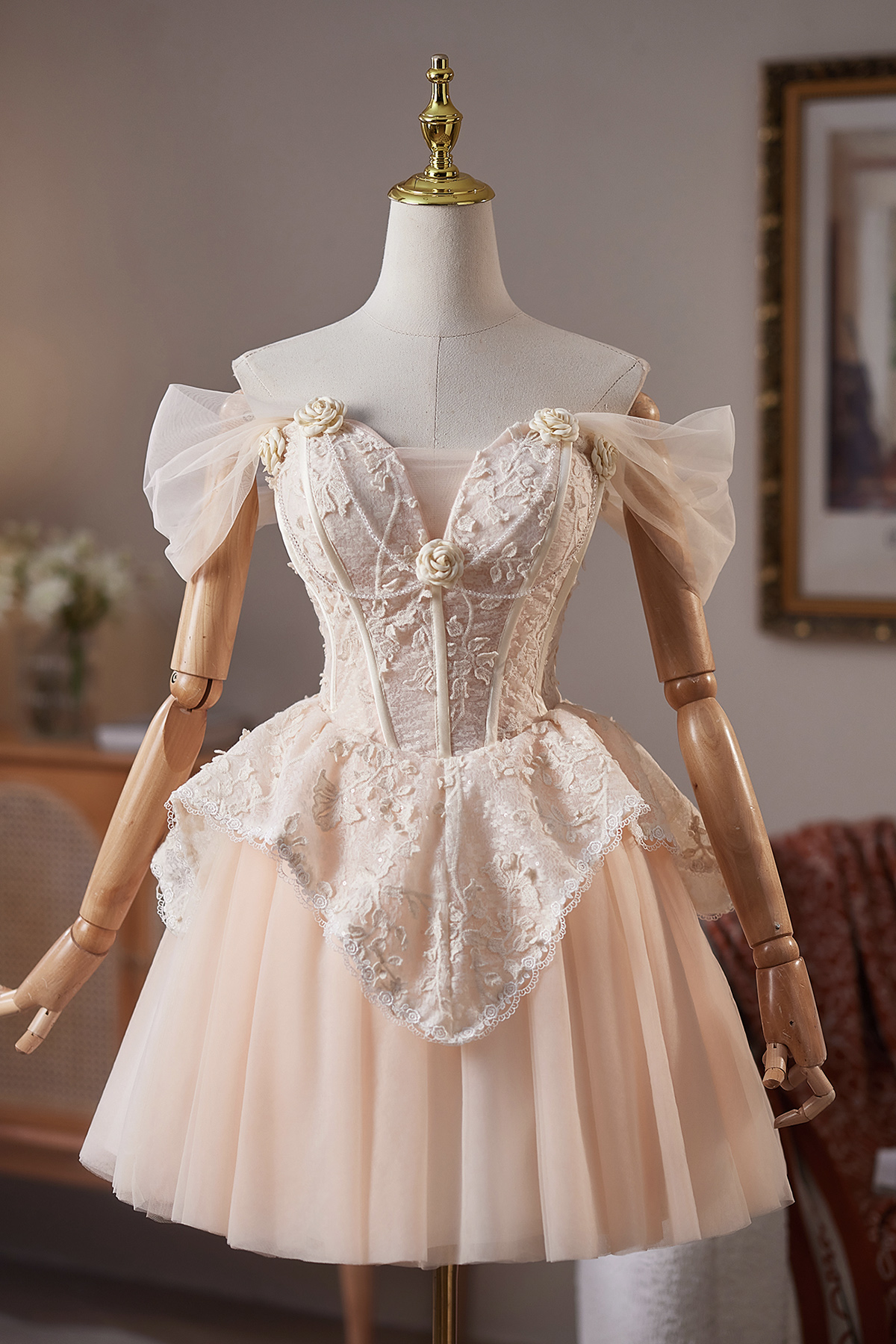 Champagne Tulle Lace Short A-Line Homecoming Party Dress