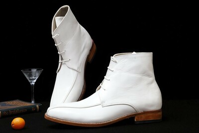Crafted Leather Men Classic White Leather Chukka Boot