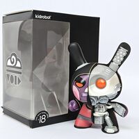 ArTToy by DirtyRobot & Kidrobot "Destroy Edition"  (VOID 5" Mecha Half-Ray Dunny) - Thumbnail 5