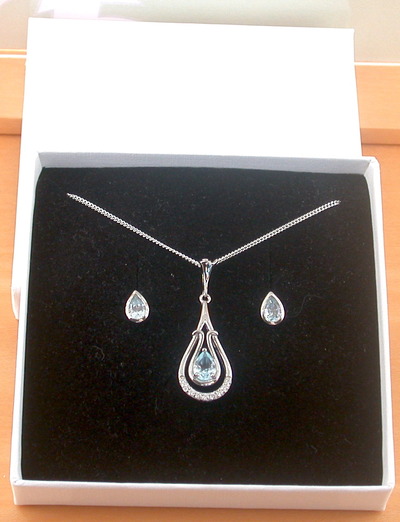 BOXED GIFT SET/Sterling Silver Blue Topaz & Cz Pendant & Chain/Blue Topaz Necklace/Topaz Jewellery/Topaz Earrings/UK