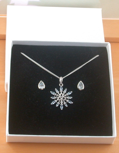 BOXED GIFT BOX/Sterling Silver Blue Topaz Triquetra Pendant & Chain/Blue Topaz Triquetra Necklace/Topaz Jewellery/Topaz Jewelry/Topaz Earrings