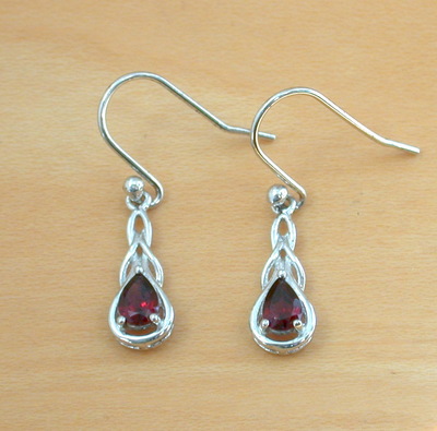 925 Garnet Earrings/Sterling Silver Garnet Earrings/Garnet Jewelry/Garnet Jewellery/Garnet Jewelery/Red Gemstone Earrings/January Birthstone