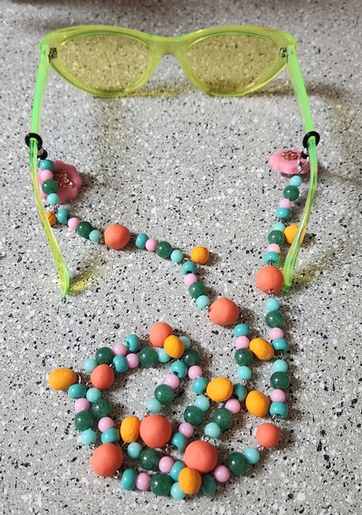 Wildflower and Barley glasses chain