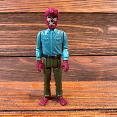 Funko reaction factory error sample wolfman (pink flocked)