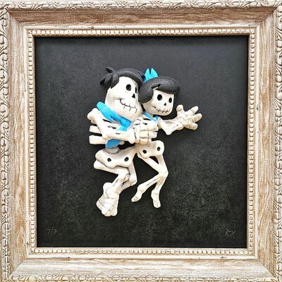 Art sculpture by rx strip "sleeping together (museum ed)" - Thumbnail 2