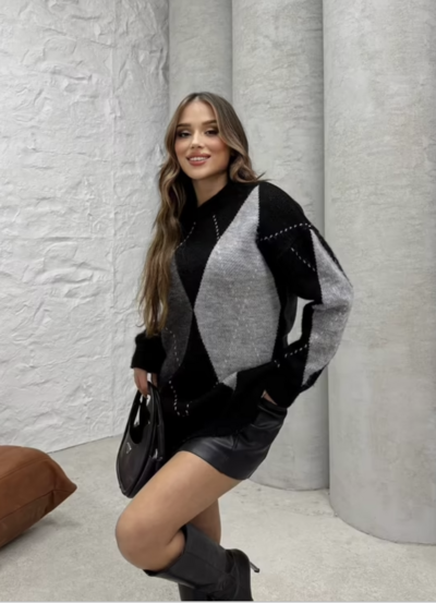 🧣 Balaclava Knitwear Sweater – Black