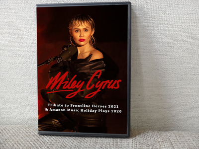 MILEY CYRUS Tribute to Frontline Heroes 2021 + Amazon Music Holiday Plays 2020 DVD