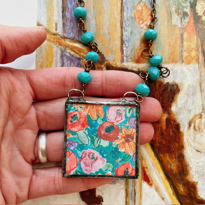 “She believes in miracles” necklace no.01