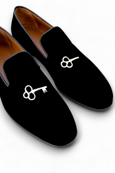 Crafted Leather Black Velvet Key Embroidery Loafers Dress Shoes