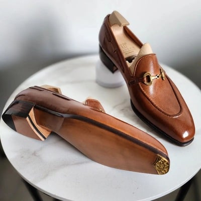 Handmade men's genuine leather dress shoes