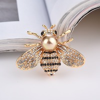 Animal Bee Brooch Pin β Sparkling Alloy & Beizhu Inlaid with Diamonds | Fashion Jewelry Accessory for Women - Thumbnail 3