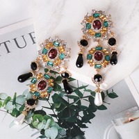 Retro Long Earrings for Women ā Trendy Alloy Rhinestone Drop Ear Accessories | Vintage Fashion Jewelry - Thumbnail 7