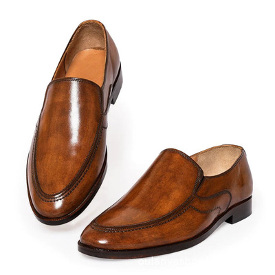 Handmade men's genuine leather shoes