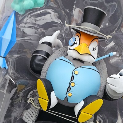 ArTToy by Joe Ledbetter "DC Collectibles The Penguin"