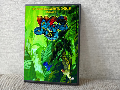 YES Live Susquehanna Bank Center, Camden, NJ. 04.07.2011 DVD