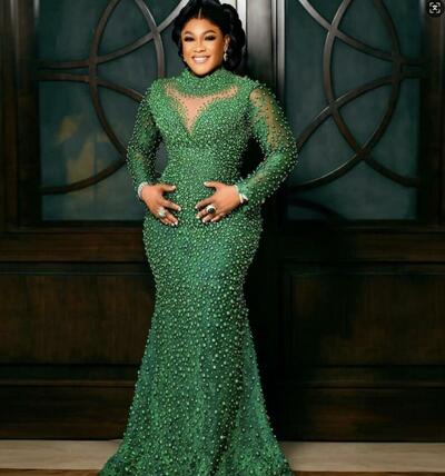 Plus Size Green Mermaid Prom Dress Long Sleeve Pearls Evening Formal Gown Elegant Birthday Party Dress