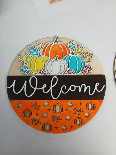 #328 Welcome Pumpkins door hanger