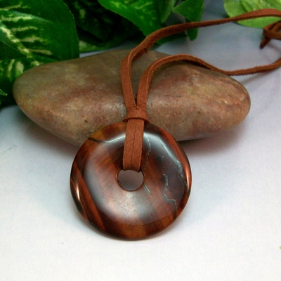 Adjustable Red Tiger Eye Leather Necklace – Handmade Gemstone Jewelry