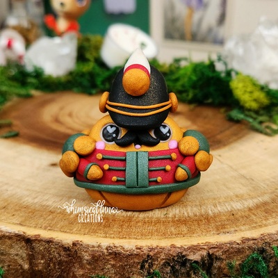 Holly Nutcracker Frog