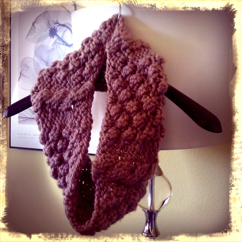 Cafe Au Lait Cabled Cowl