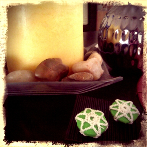 Chartreuse Lace earrings