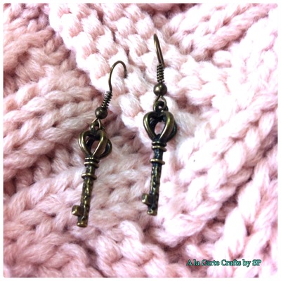 {earrings} petite skeleton keys