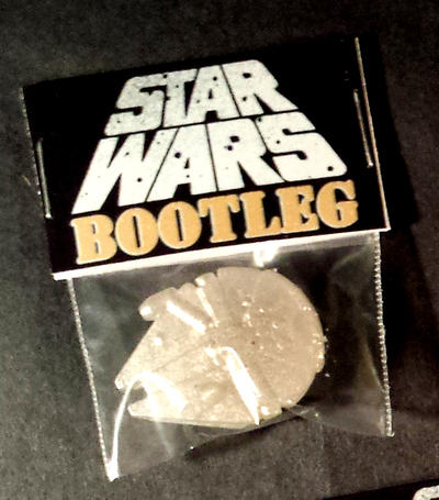 "STAR WARS BOOTLEG MILLENIUM FALCON" (MAGNET) RESIN DESIGNER TOY ART ACTION FIGURE