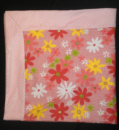 Receiving Blanket - Daisy Picnic