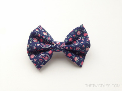 *Limited Edition* Navy Blue Vintage Floral Bow - Barrette